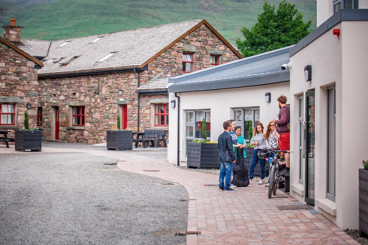 Wild Atlantic Hostel Лийнан Екстериор снимка